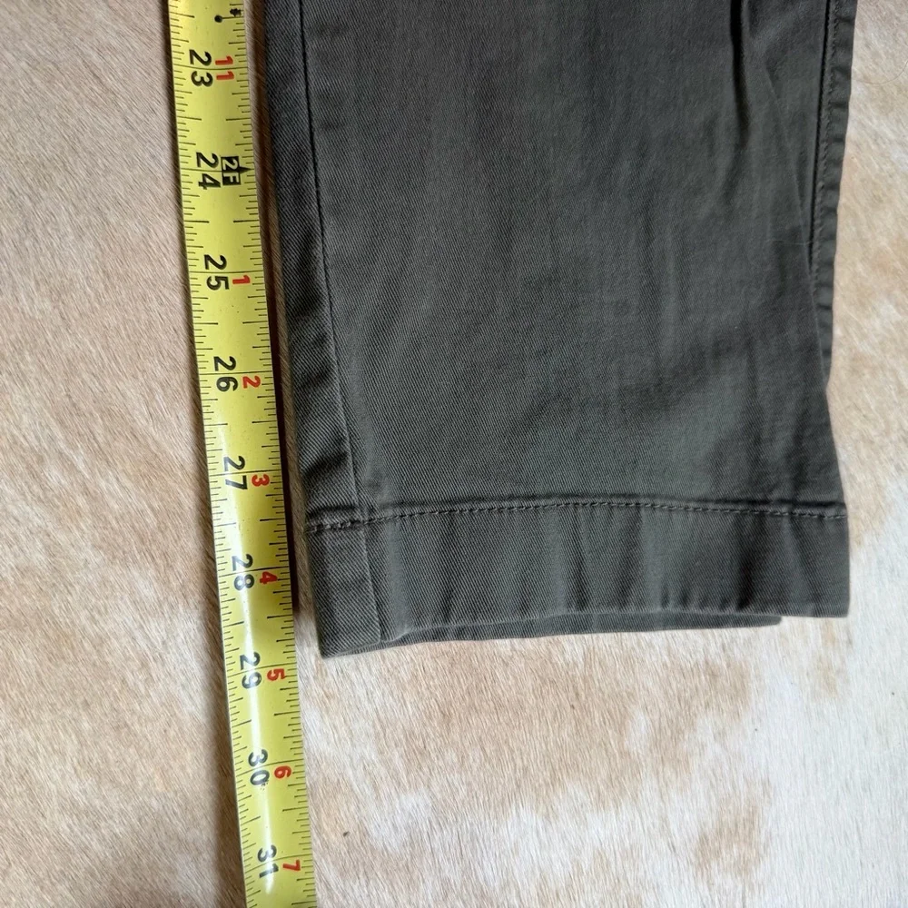 J. Crew Green Chinos Slim Fit Cotton Blend- 34/30 slim
